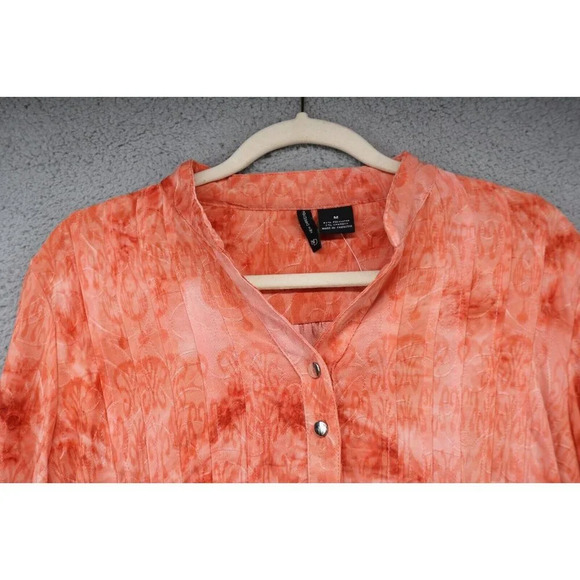 New Directions 3/4 Roll-tabbed Sleeves Silky Button-Up Top-Medium-New w/Tags - Picture 5 of 12
